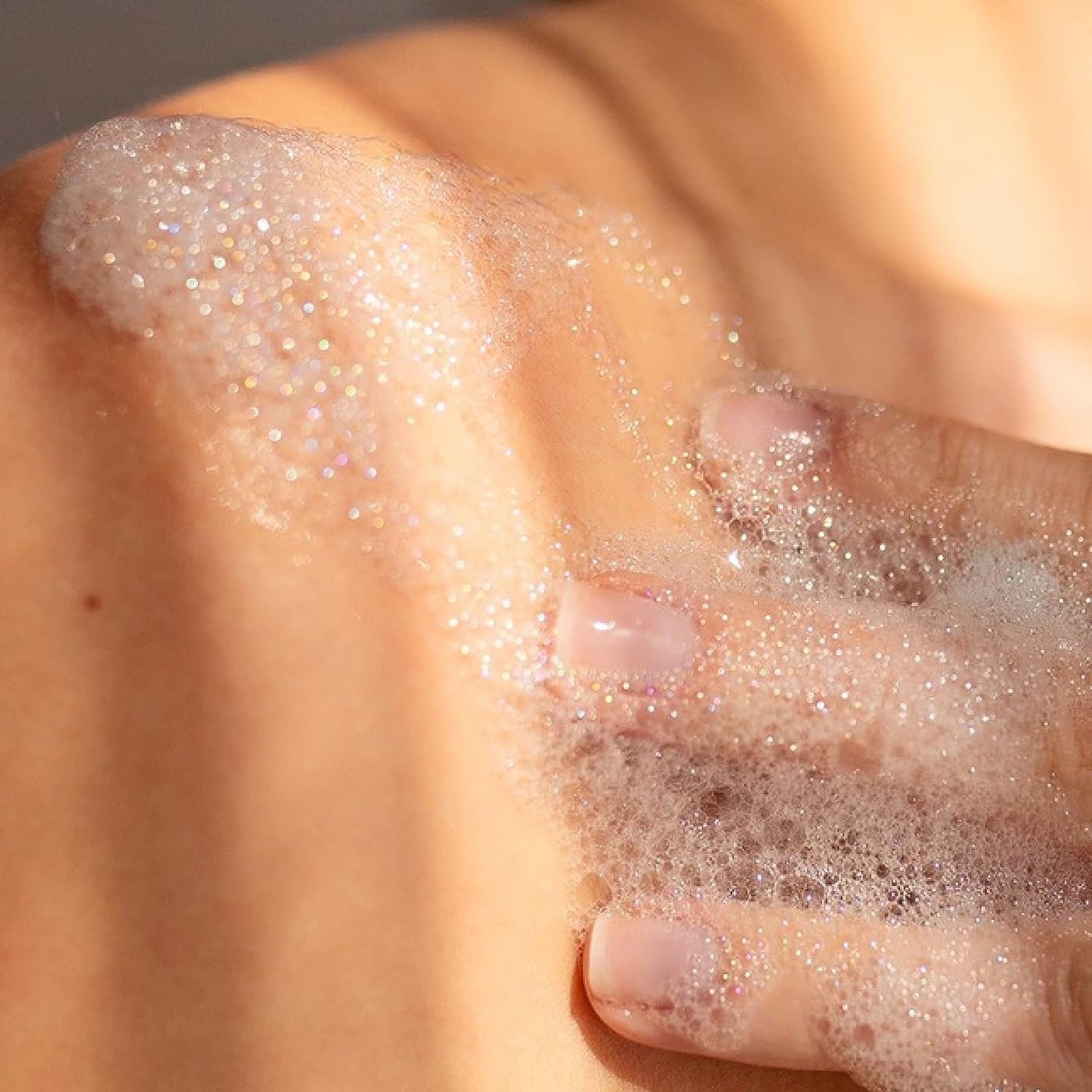 Moisturizing Body Wash Vitamin E, Aloe Vera & Glycolic AHA